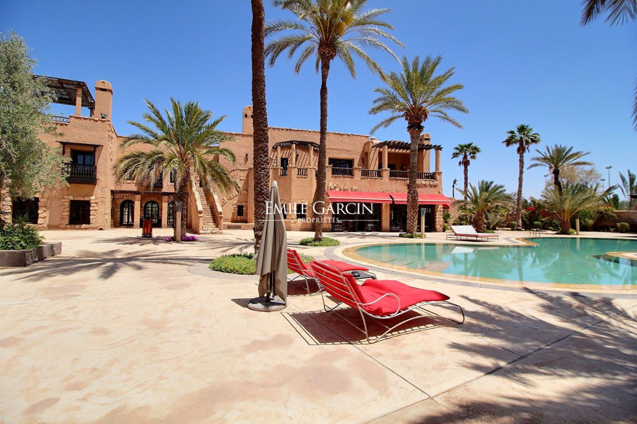 Unique propriété à vendre au triangle d'or à la Palmeraie de Marrakech - Emile Garcin Maroc - Image 8