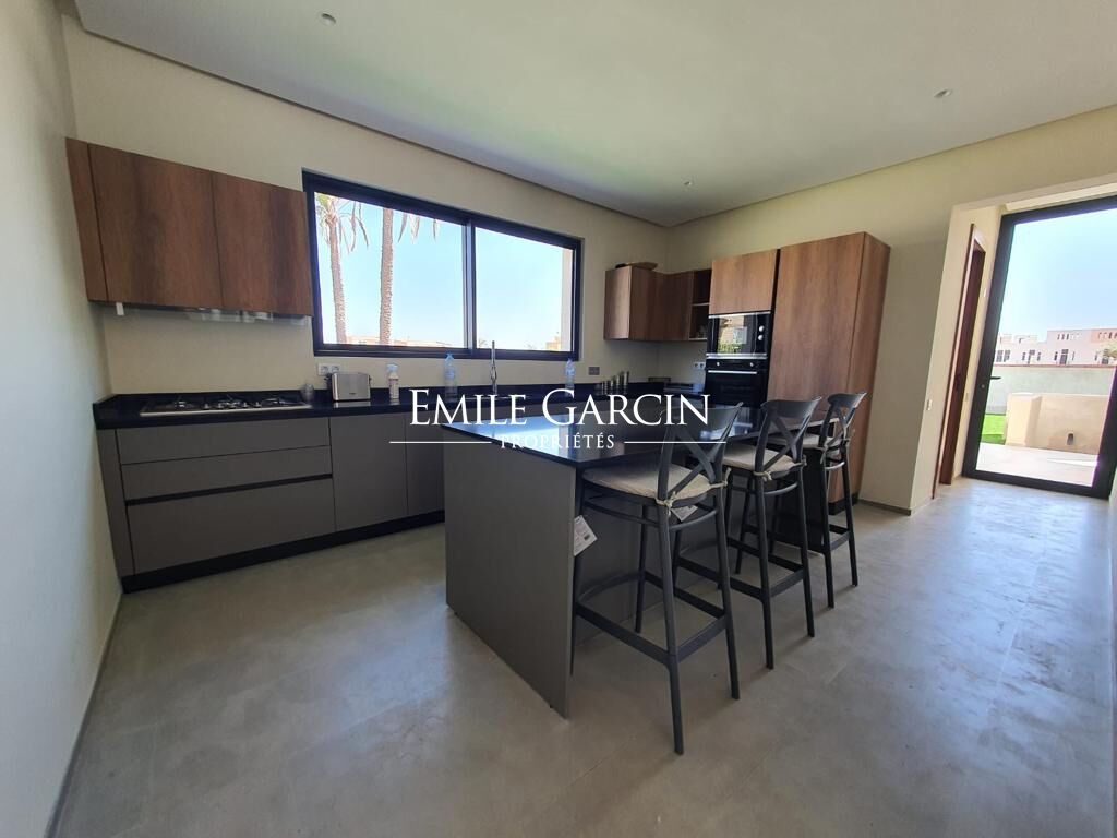 À vendre villa dans une résidence privée à Marrakech - Emile Garcin Maroc - Image 4