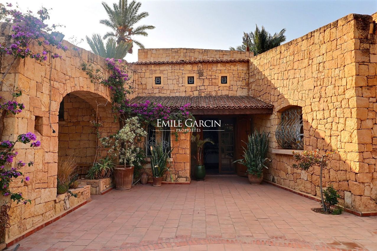 À vendre villa sur la route de Fès à Marrakech - Emile Garcin Maroc - Image 4