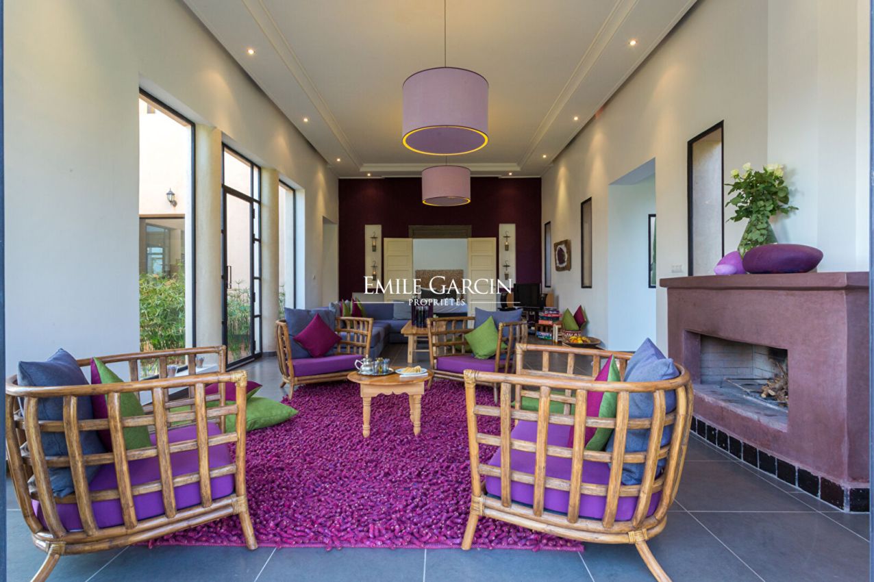 Modern property for sale on the Route d'Amizmiz in Marrakech - Emile Garcin Maroc - Image 4