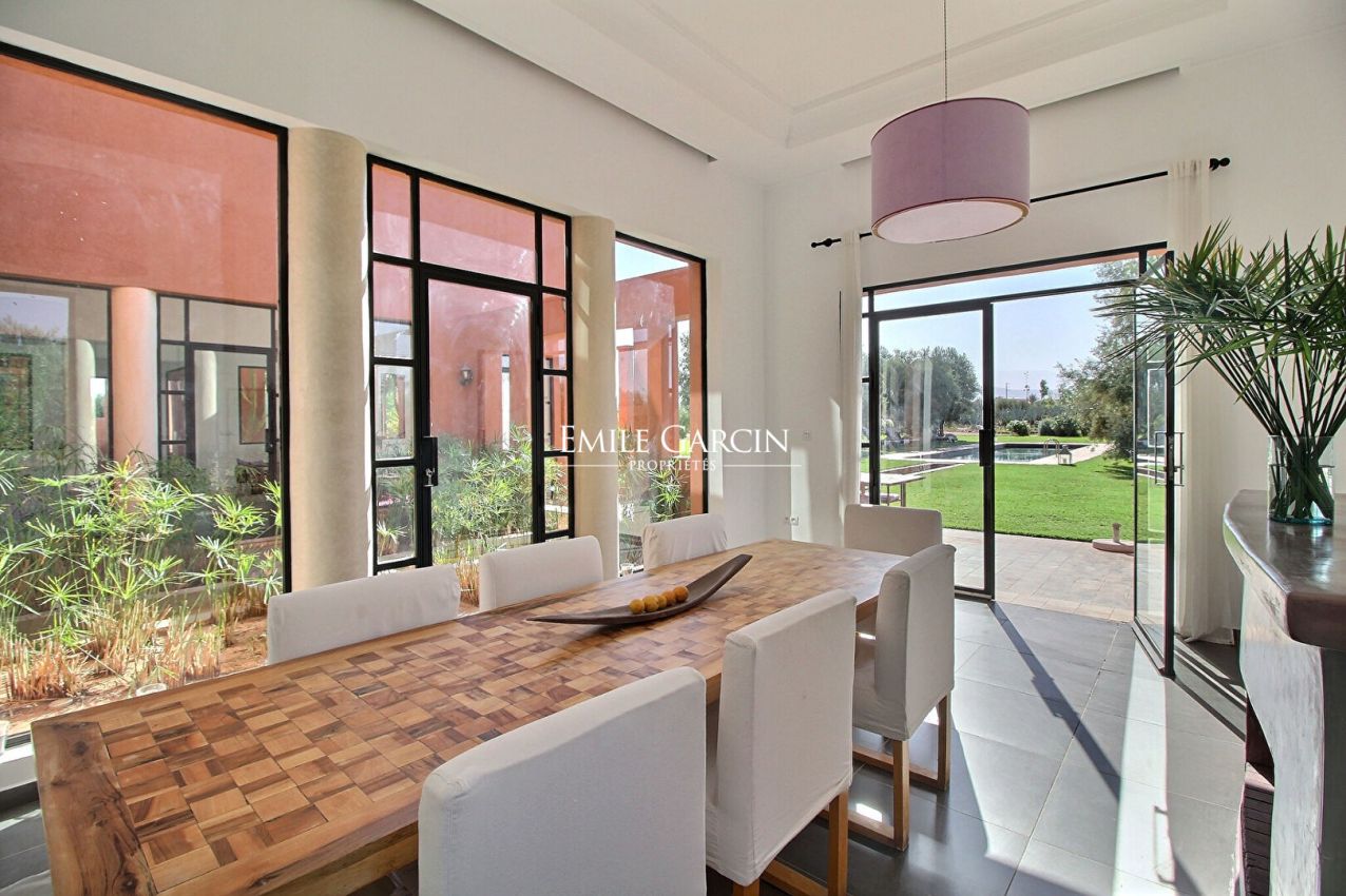 Modern property for sale on the Route d'Amizmiz in Marrakech - Emile Garcin Maroc - Image 6