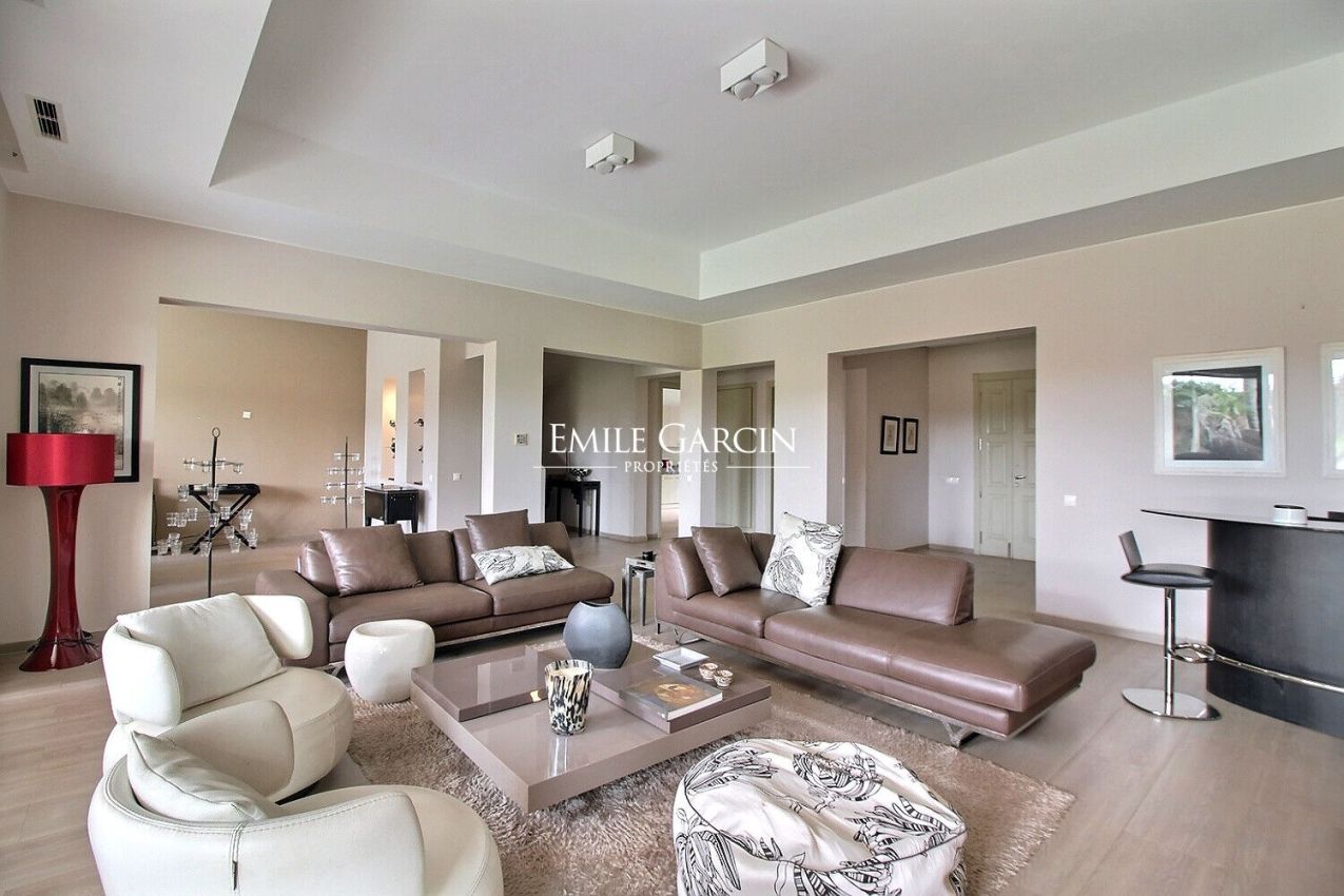 À vendre maison moderne dans le quartier Targa à Marrakech - Emile Garcin Maroc - Image 2