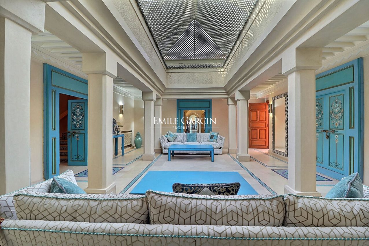 Unique, villa au coeur du triangle d'or de la Palmeraie à Marrakech - Emile Garcin Maroc - Image 7