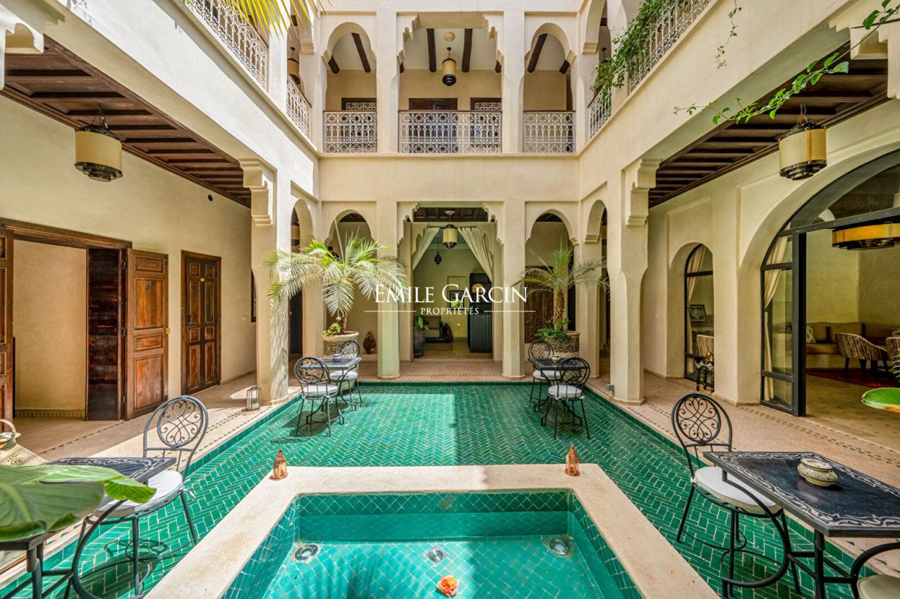 À vendre riad exceptionnel à Marrakech - Emile Garcin Maroc - Image 2