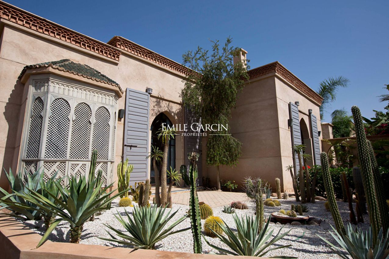 À vendre superbe propriété en front de golf à Marrakech - Emile Garcin Maroc - Image 11